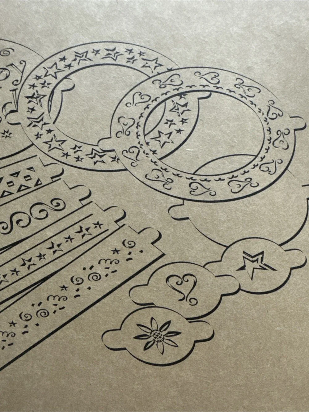 Pampered Chef #1536 Cake Stencil Set of 7 Patterns Balloons Borders Star Heart